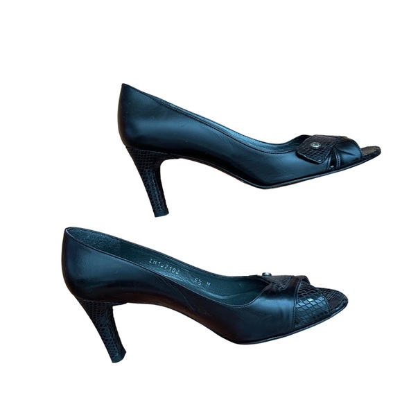 STUART WEITZMAN Heels | Size 6.5 - Picture 6 of 7